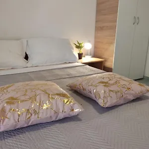 ellenőrizze a rendelkezésre állást